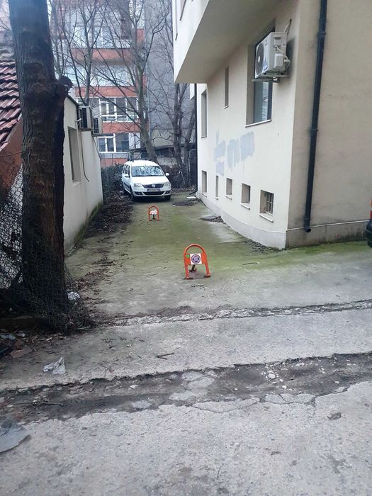 Паркомясто под наем , Цветен квартал, Варна, за голям автомобил