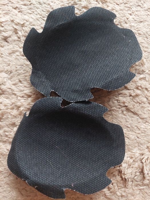 Slidere moto pentru pantaloni ,stare foarte buna