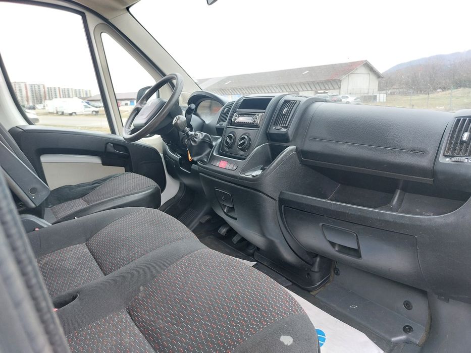 Peugeot Boxer // An 2015/// Bena Lunga //