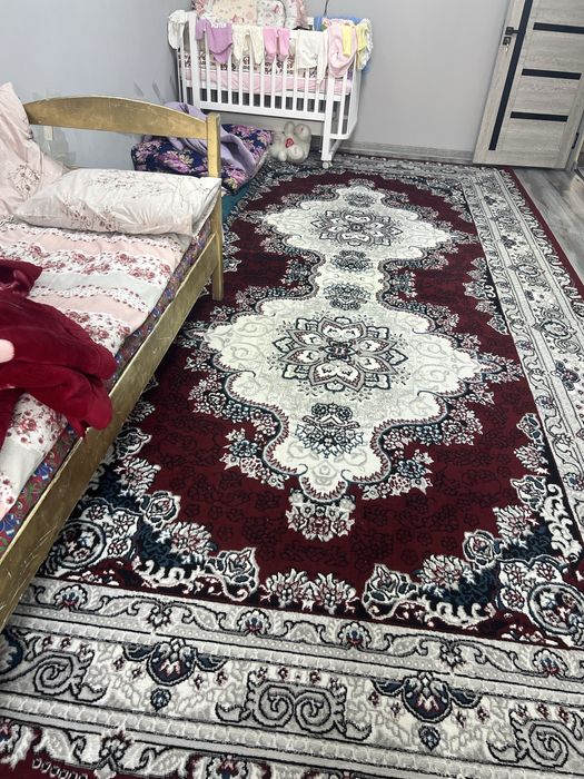 Gilam sotiladi arzon yangi