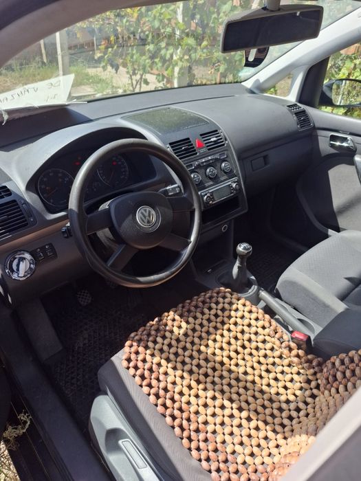 VOLKSWAGEN Touran 2004 — imagine 5