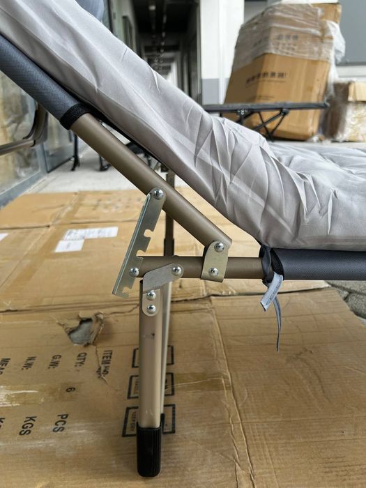 Складная кровать (раскладушка) с матрасом