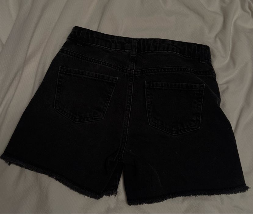 Черные джинсовые шорты для девочки, размер 10–11 лет (140–148 см)