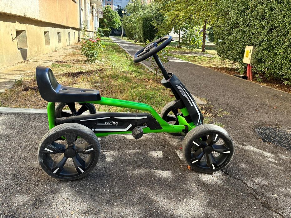 Kart cu pedale copii