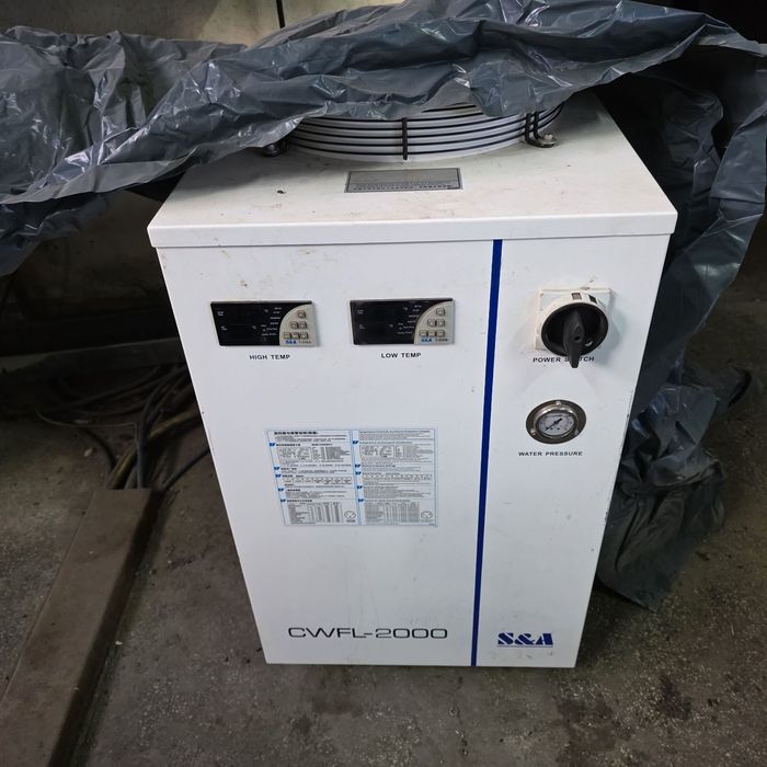 Продавам машина за лазерно рязане