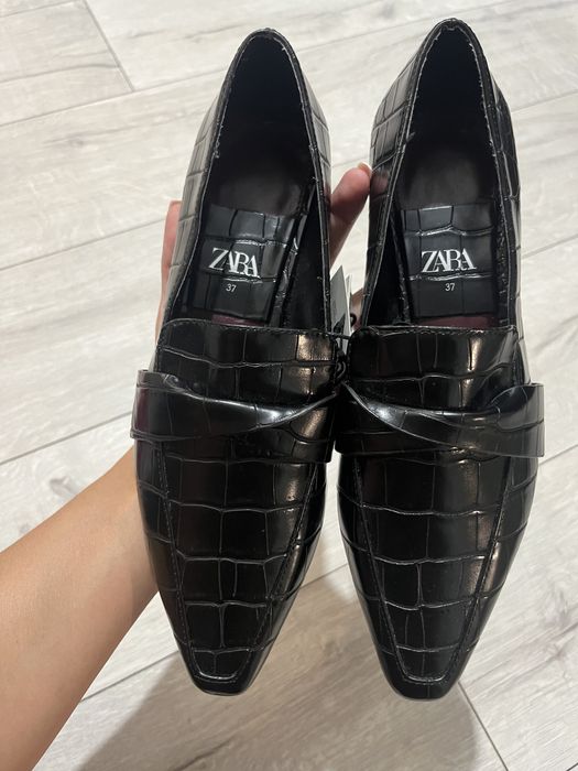 Pantofi Zara,cu varf ascutit