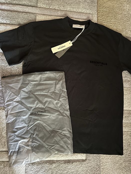 Tricou essentials m nou