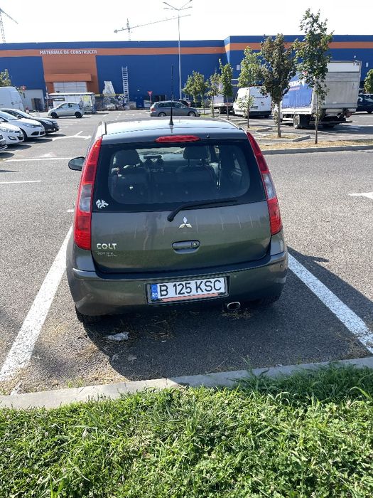 vand mitsubishi colt 1.3 benzina 2004