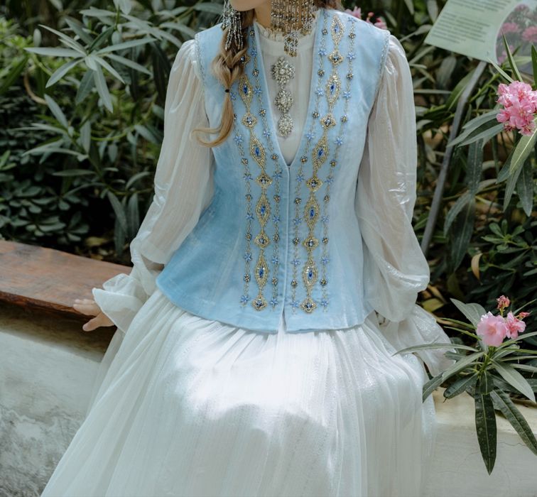 Продам платье кажекей  от нуршах