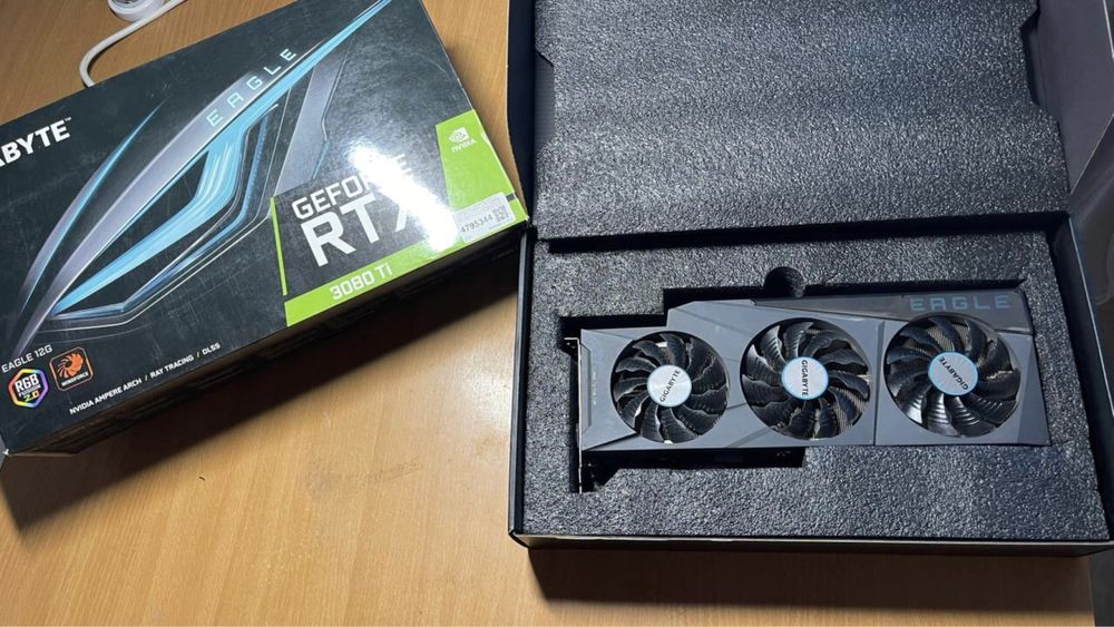 Продам видеокарту 3080TI