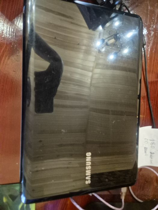 Продам ноутбук самсунг