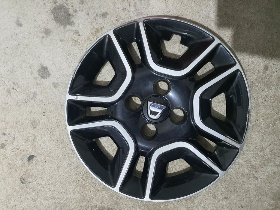 Vând capac roată Dacia Spring