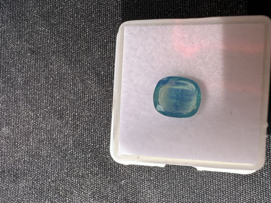 Турмалин Параиба със сертификат