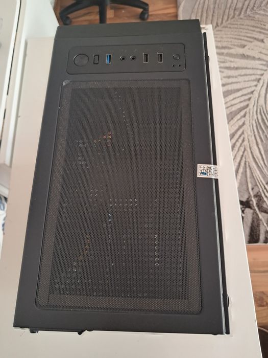 Pc gaming in stare buna+tastatura+casti