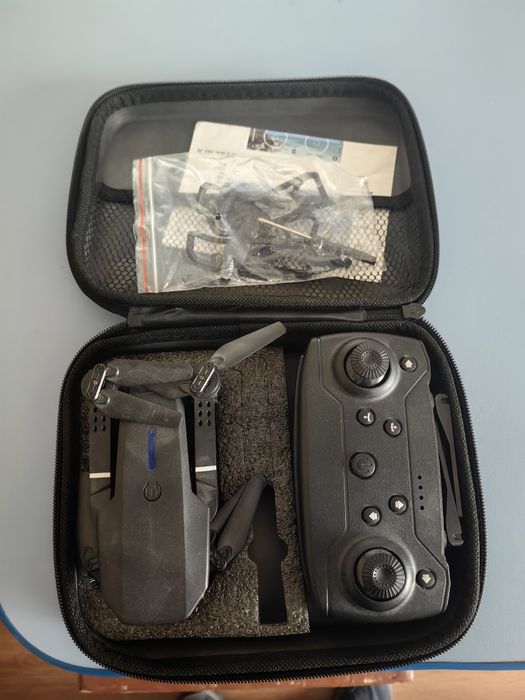 Drona Pro cu doua camere