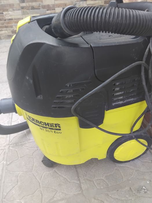 Прахосмукачка Karcher NT35/1eco 3600W с Контакт Тупалка Сухо Строителст
