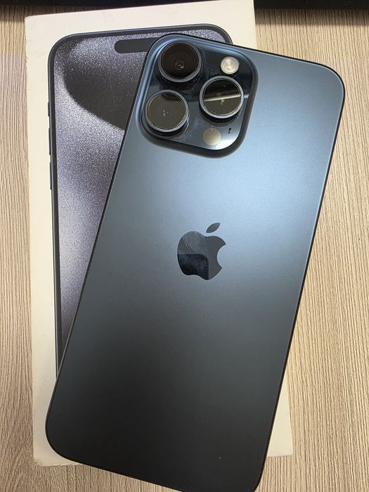Продам IPhone 15 Pro Max, 512 gb
