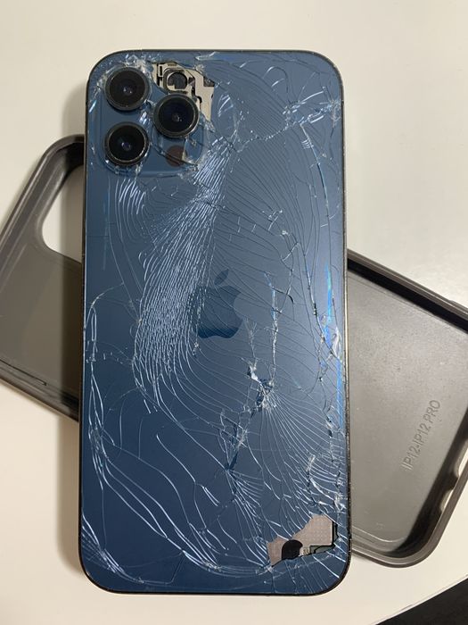 Iphone 12 pro. 128gb. Akb 74