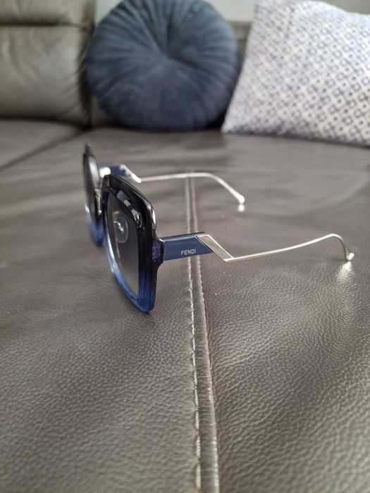 Оригинални слънчеви очила FENDI