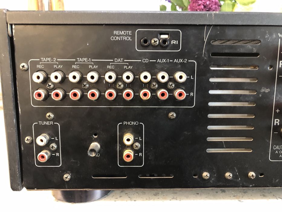 Onkyo A-8850 Стерео