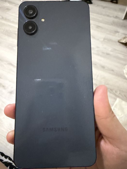 Телефон Samsung A06