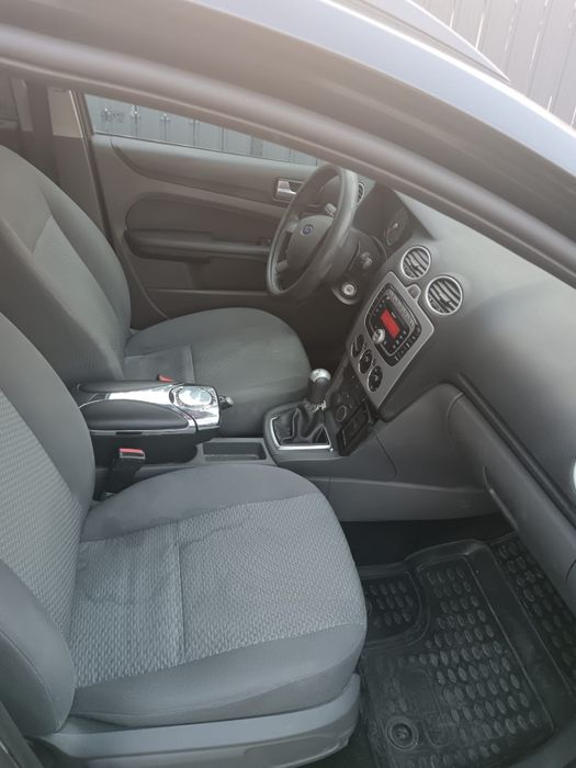 Vand ford focus.
