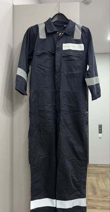 Лёгкие рабочие комбинезоны