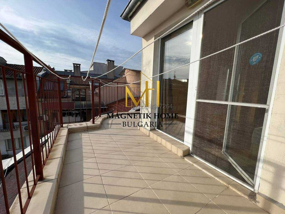 Дава се под наем Двустаен апартамент в Бургас, Възраждане - 60 кв.м за 382.5 € - Снимка #2