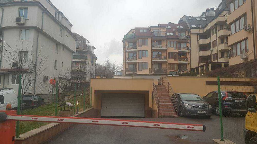 Дава се под наем Гараж / Паркомясто в София, Бояна - 16 кв.м за 112.2 € - Снимка #2