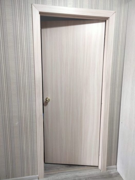 Продам двери б/у