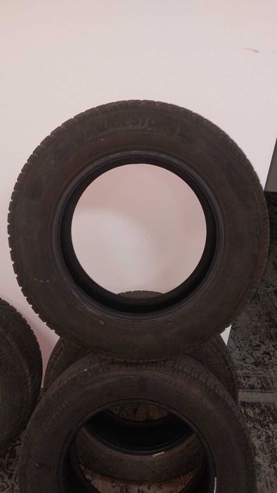 Anvelope Bridgestone fabricat Spania,,dimensiuni 215/65/16dot