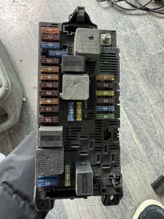 Части за Mercedes W211 E270 cdi