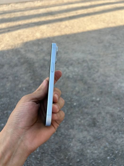 iPhone 15 с коробкой