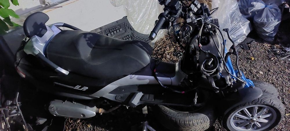 Piaggio mp3 300 incomplet