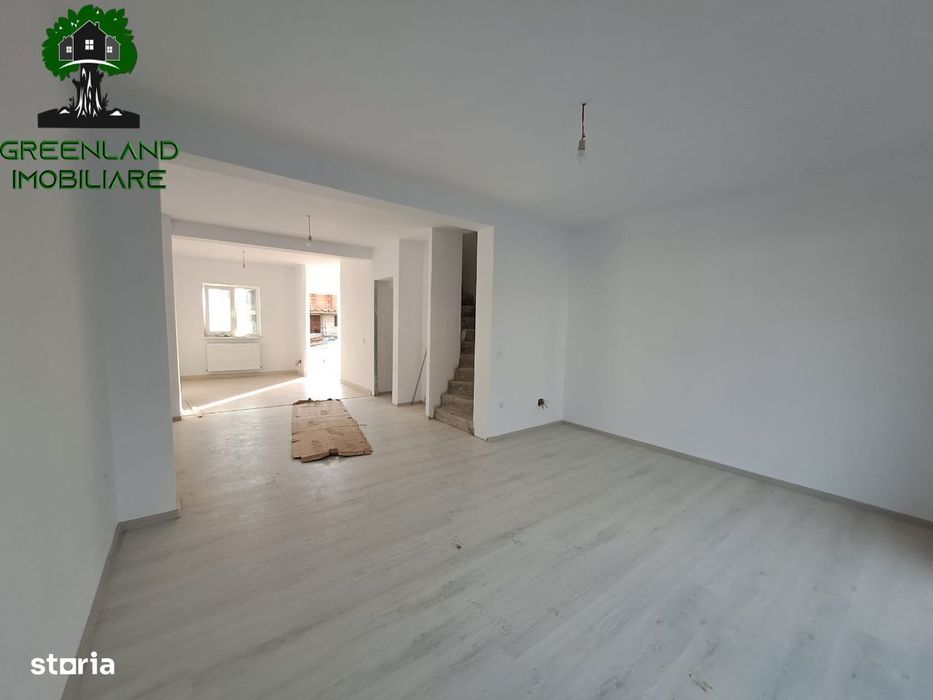 Casa 3 cam,2 bai,90 MP, asfalt, canalizare, RATE DEZVOLTATOR, Rediu