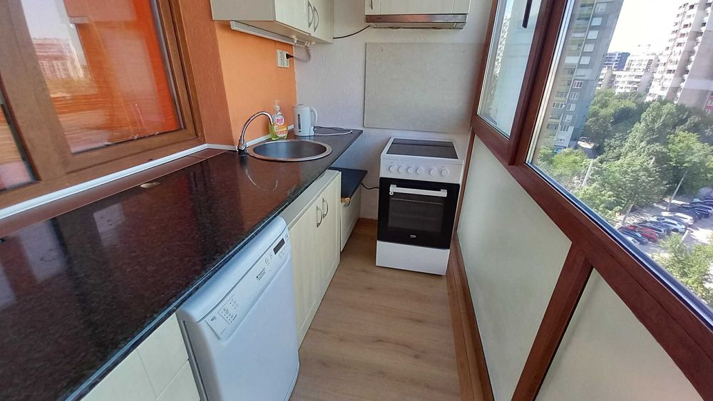 Дава се под наем Двустаен апартамент в София, Банишора - 65 кв.м за 484.5 € - Снимка #2