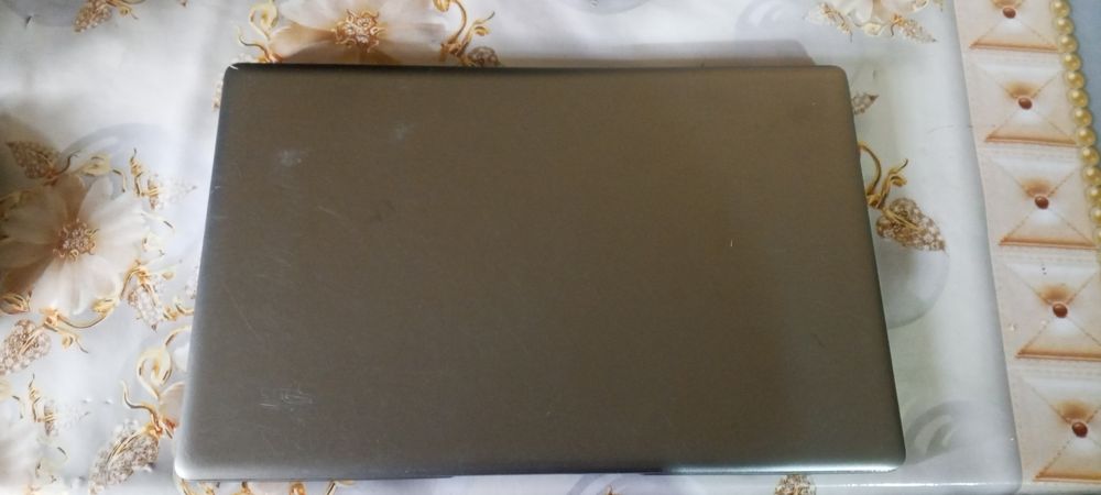 netbuk b/u sotiladi