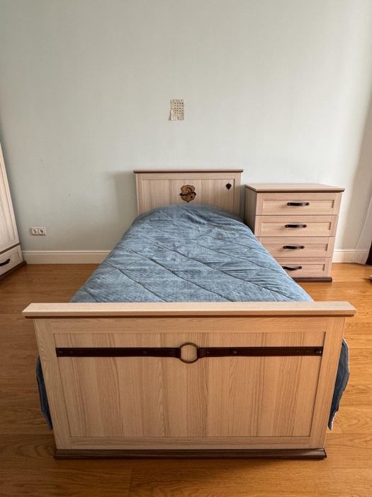 Детская мебель .