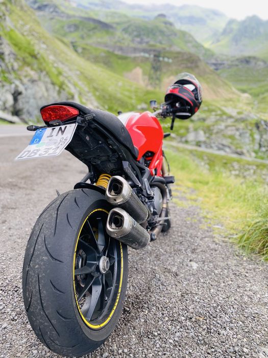 Ducati monster 1100 evo 2012 abs