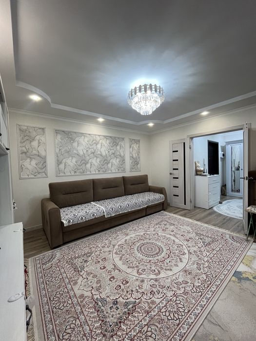 Продам 3 ком квартиру на Орбита 1