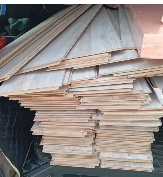 Ламинат в отличном состоянии.