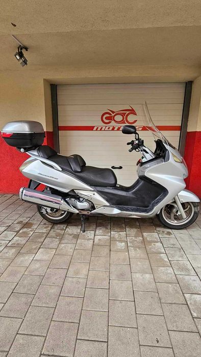 Cocmotors vinde Scuter Honda Silver Wing 600cc, an 2001, 46923