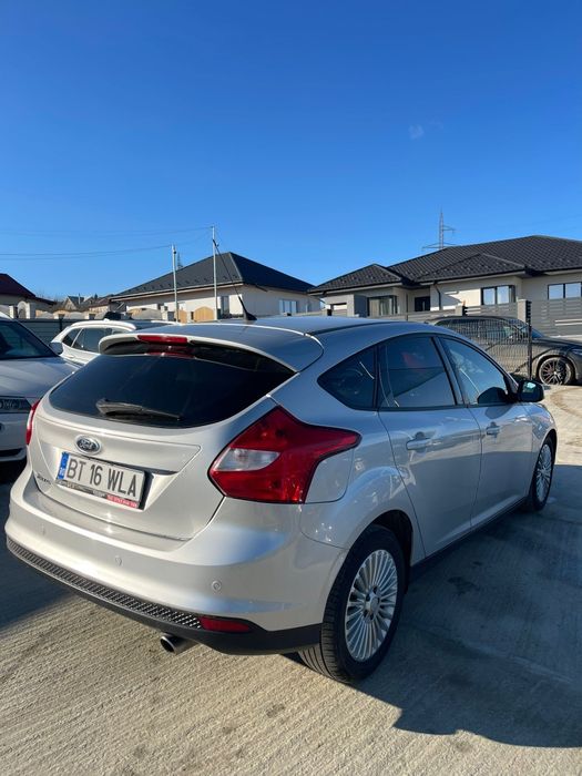 Ford  Focus  2014
