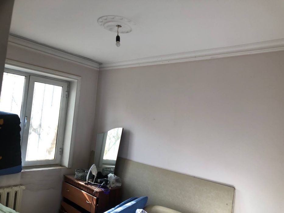 Yunusobod 18- kvartal 3 xona g'ishtli uy srochna sotiladi