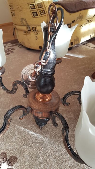 Полилей - ковано желязо