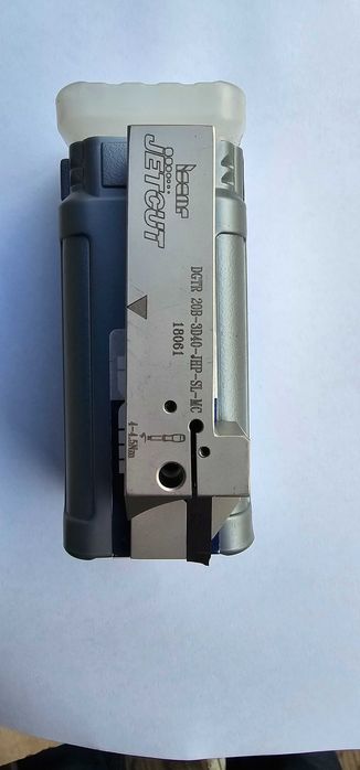 Държач 20х20 отрезен и канален DGN-3,1mm със охлаждане и без охлаждане