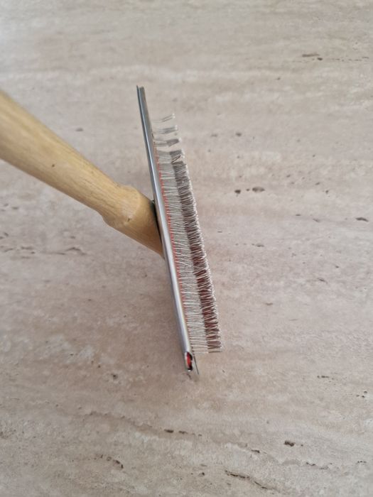 Продам щётку для животных