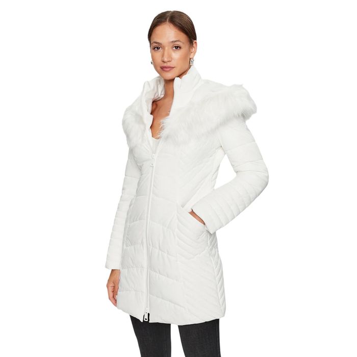 Яке Guess - Ново с Етикет