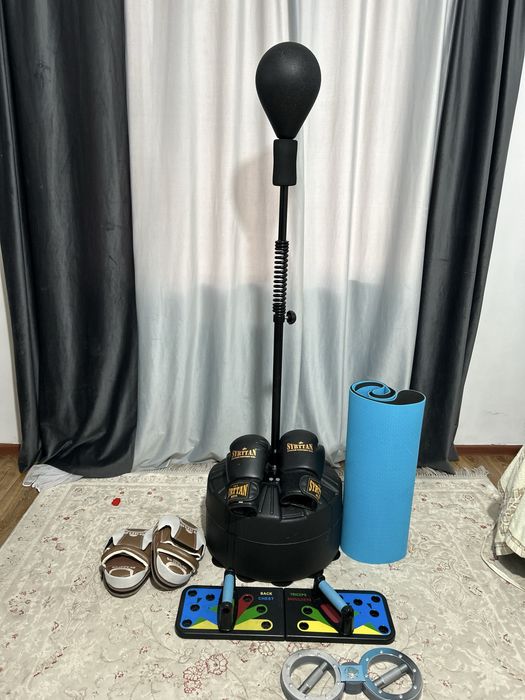 Бокс груша перчатка