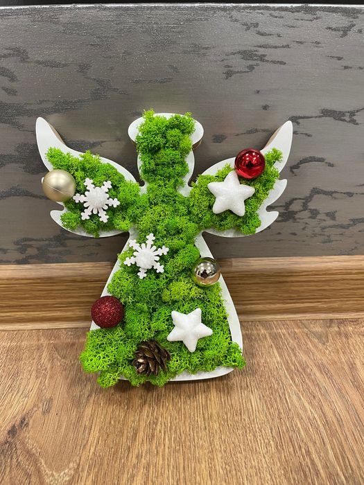 Коледна декорация със скандинавски мъх